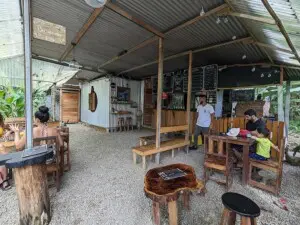El Hornitos Pizza places to eat in Uvita costa rica 2 El Hornitos Restaurant in Uvita Costa Rica. Pizza and Empanadas.