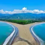 Whale tail beach